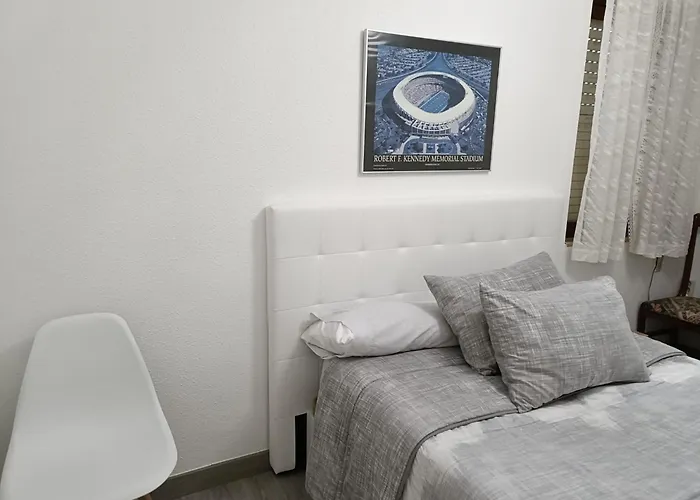 Apartamento San Andrés.Piso amueblado en Astorga. Cerca del camino de Santiago. Aparcamiento privado bicis.