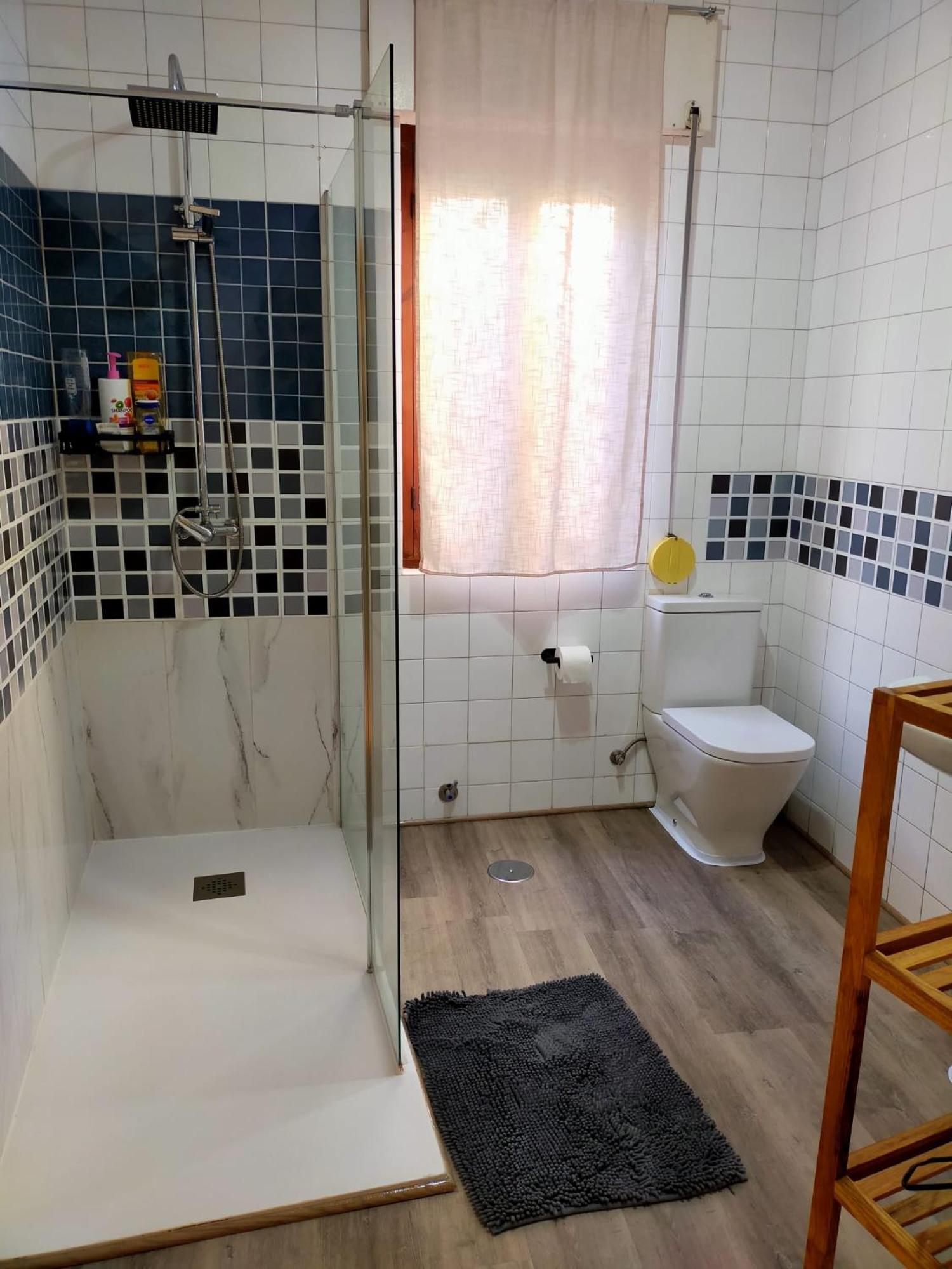 San Andrés.piso Amueblado En Astorga. Cerca Del Camino De Santiago. Aparcamiento Privado Bicis. *